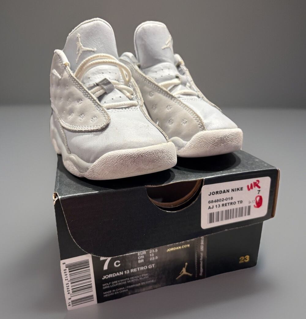 Air Jordan Retro 13 Size 7c White/Gray